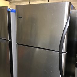 Frigidaire Refrigerator Top Freezer 