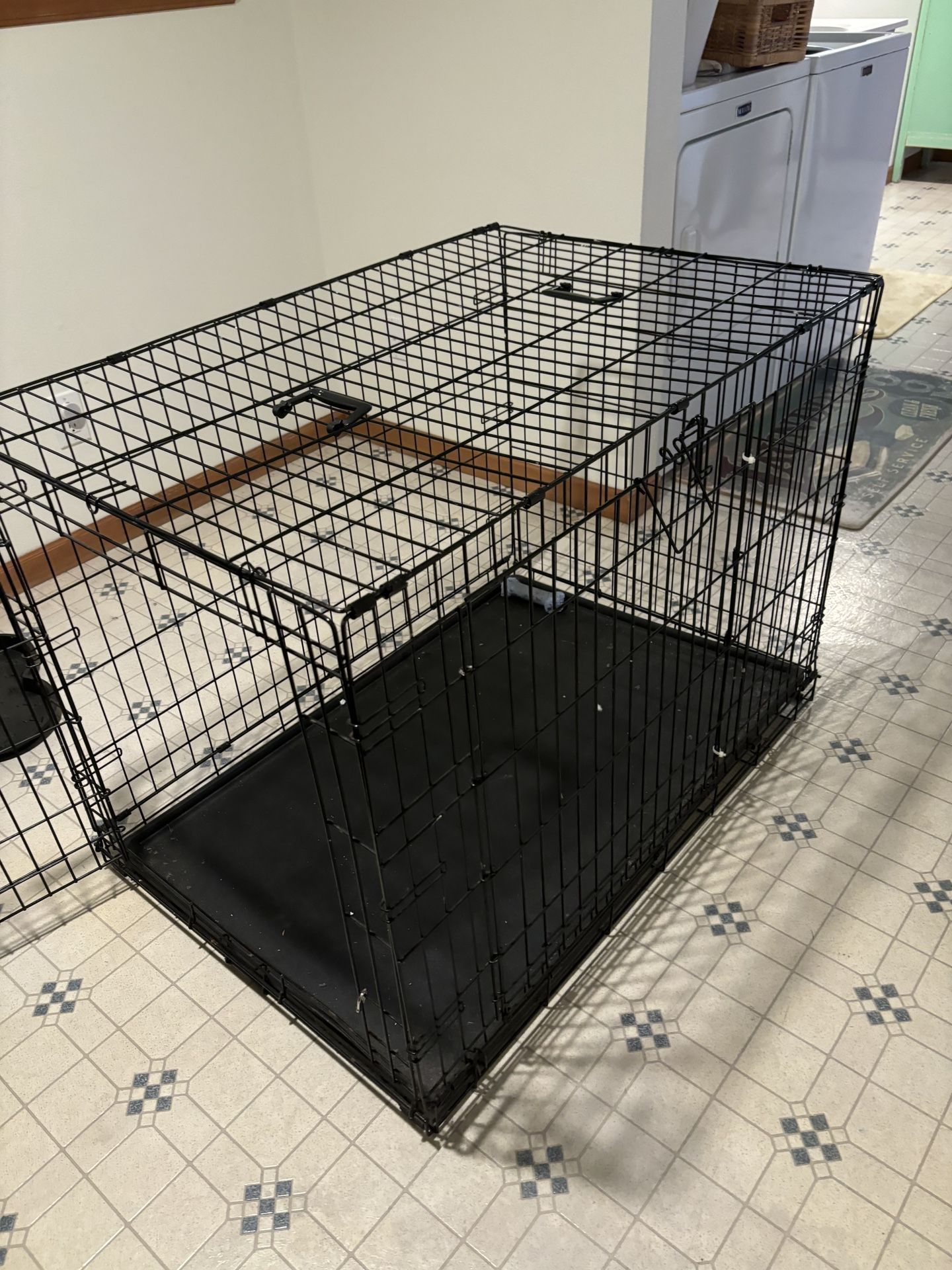 Large Dog Kennel