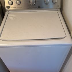 Maytag Washer And Dryer Works Great 