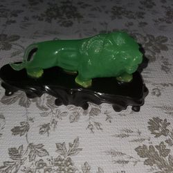 VTG Jade Green Lion Art Decoration Estatua.
