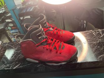Retro 6 Toro Bravo