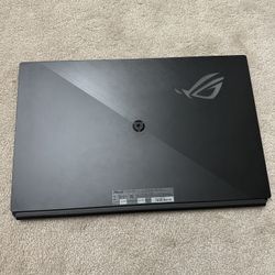 ASUS ROG Strix 17” 1080p 240hz Monitor