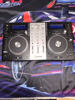 Numark Mixdeck Express DJ Controller