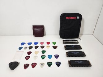 Lot of 4 Hohner Hot Metal Harmonica & Hohner Hoodoo Blue Harmonicas With Case & 26 Assorted Guitar Picks & Cases
