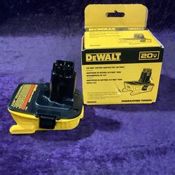 🧰🛠DEWALT 20V MAX Lithium-Ion Battery Adapter for 18V Tools-NEW!(Adapter-Only)-$25!🧰🛠 