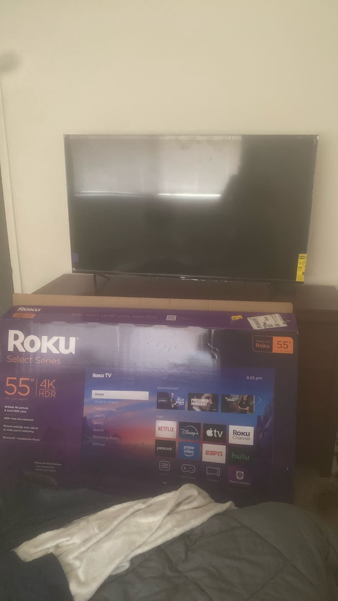 55 In Smart TV 2 Weeks Old In Box, Paid 400.00