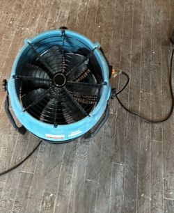 Axial air mover by drieaz