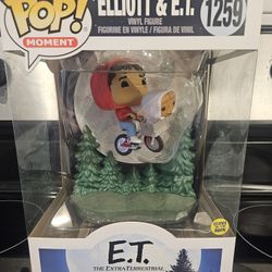E.T THE EXTRATERRESTRIAL FUNKO EXCLUSIVE LARGE POP 