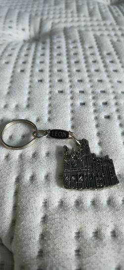 Explatorio Leon Guanajuato keychain 