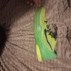 Kobe 6 Grinch's