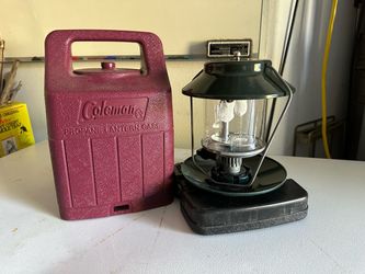 Coleman Propane Lantern with Carrying Case