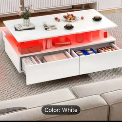 Center table unassembled