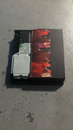 PS4 WITH NO COVER