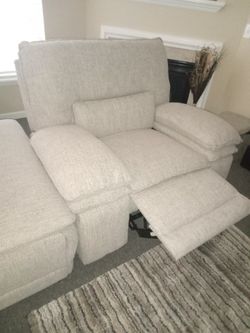 Oversized Power Automated Recliner  FREE 3 YEAR WARRANTY 