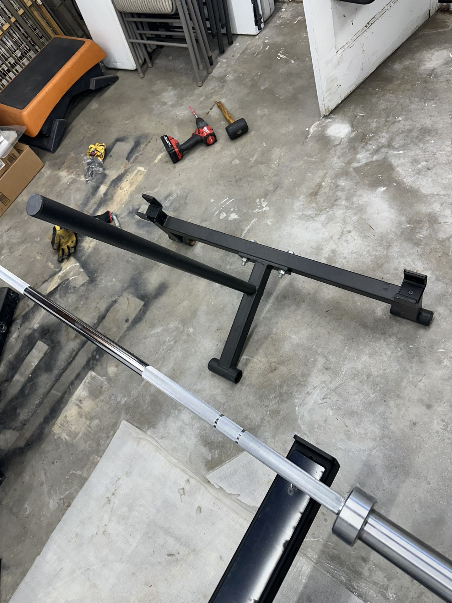 Barbell Jack