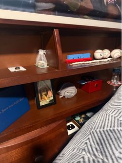 Full size bedroom set with trundle