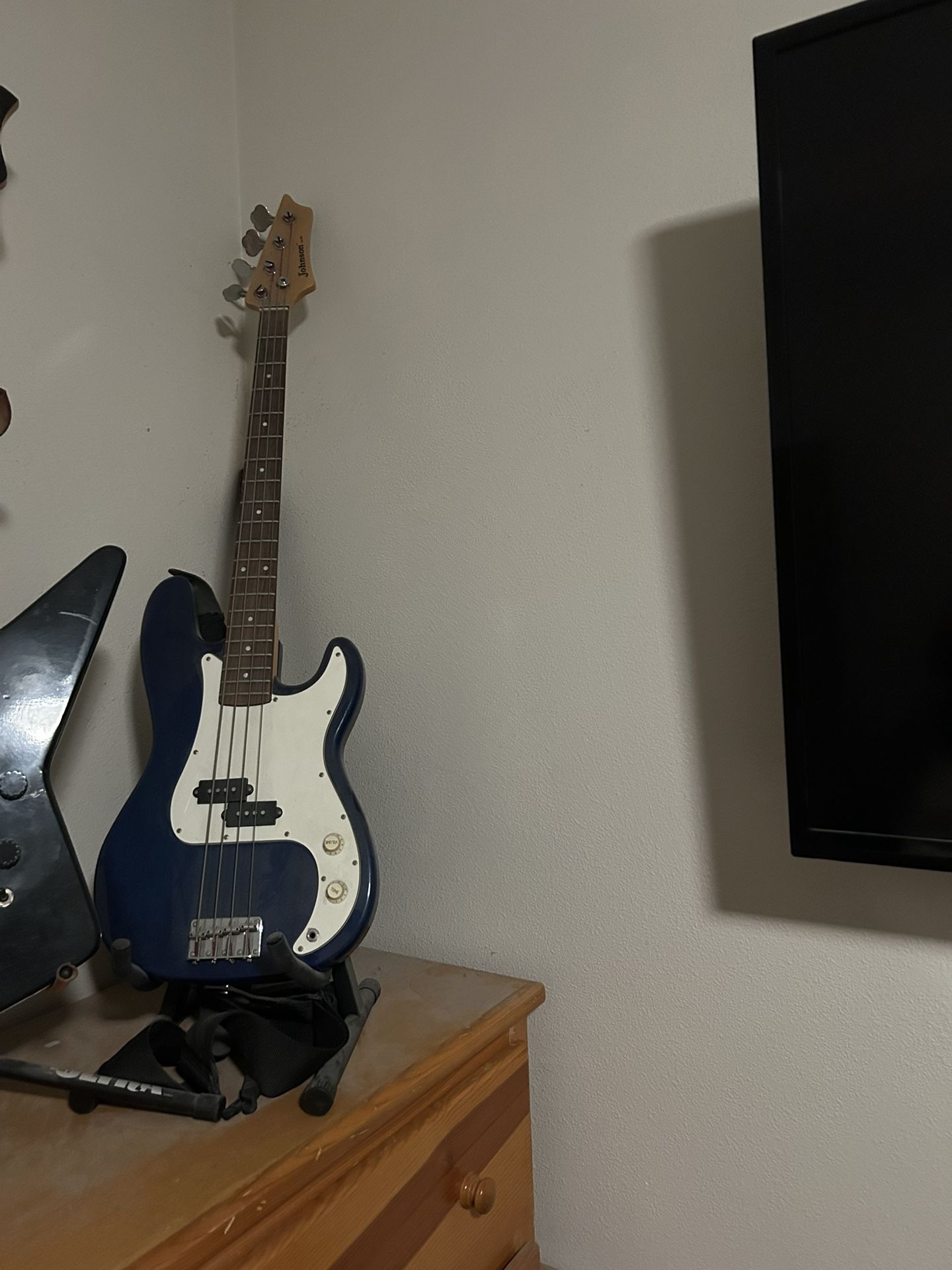 Johnson electric bass guitar