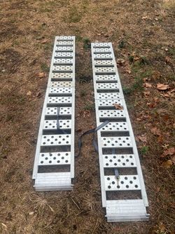 Reese Folding arched loading ramps model (contact info removed)