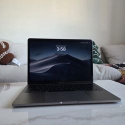 MacBook Pro (13-inch, 2019, Two Thunderbolt 3 ports) With Touchbar 