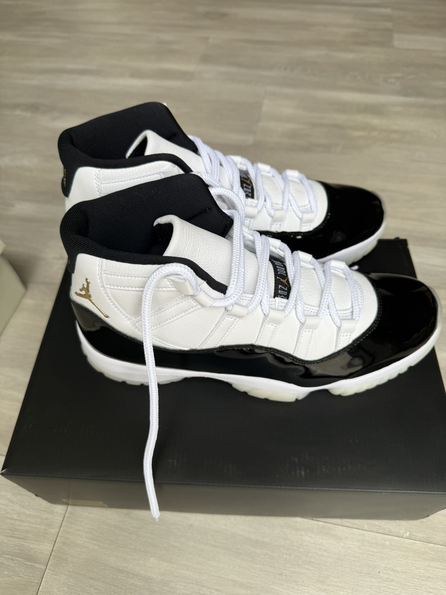 Jordan 11’s Men’s Size 11