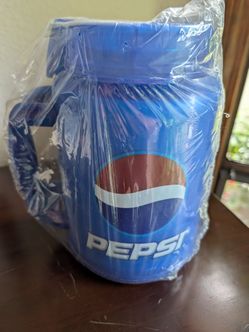 Pepsi Whirley 64 oz Mega Mug Blue Insulated Straw Cup Discontinued