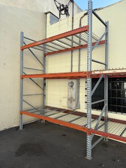 Racks, large metal-free
