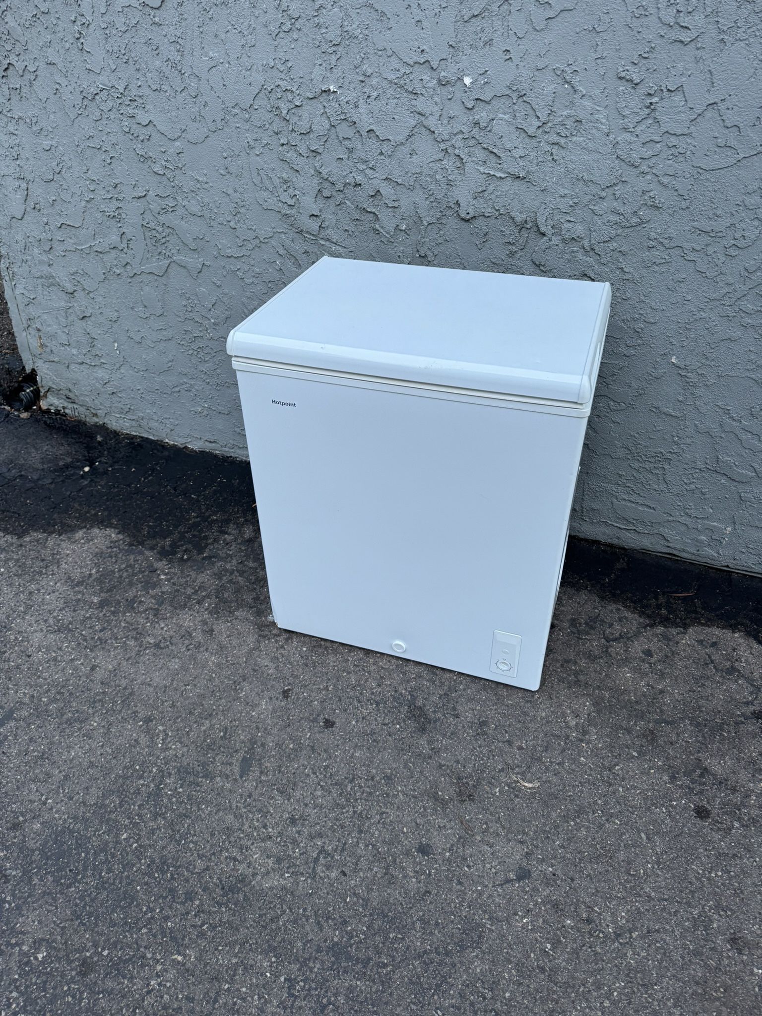 Deep Chest Freezer I Offer Delivery In San Diego