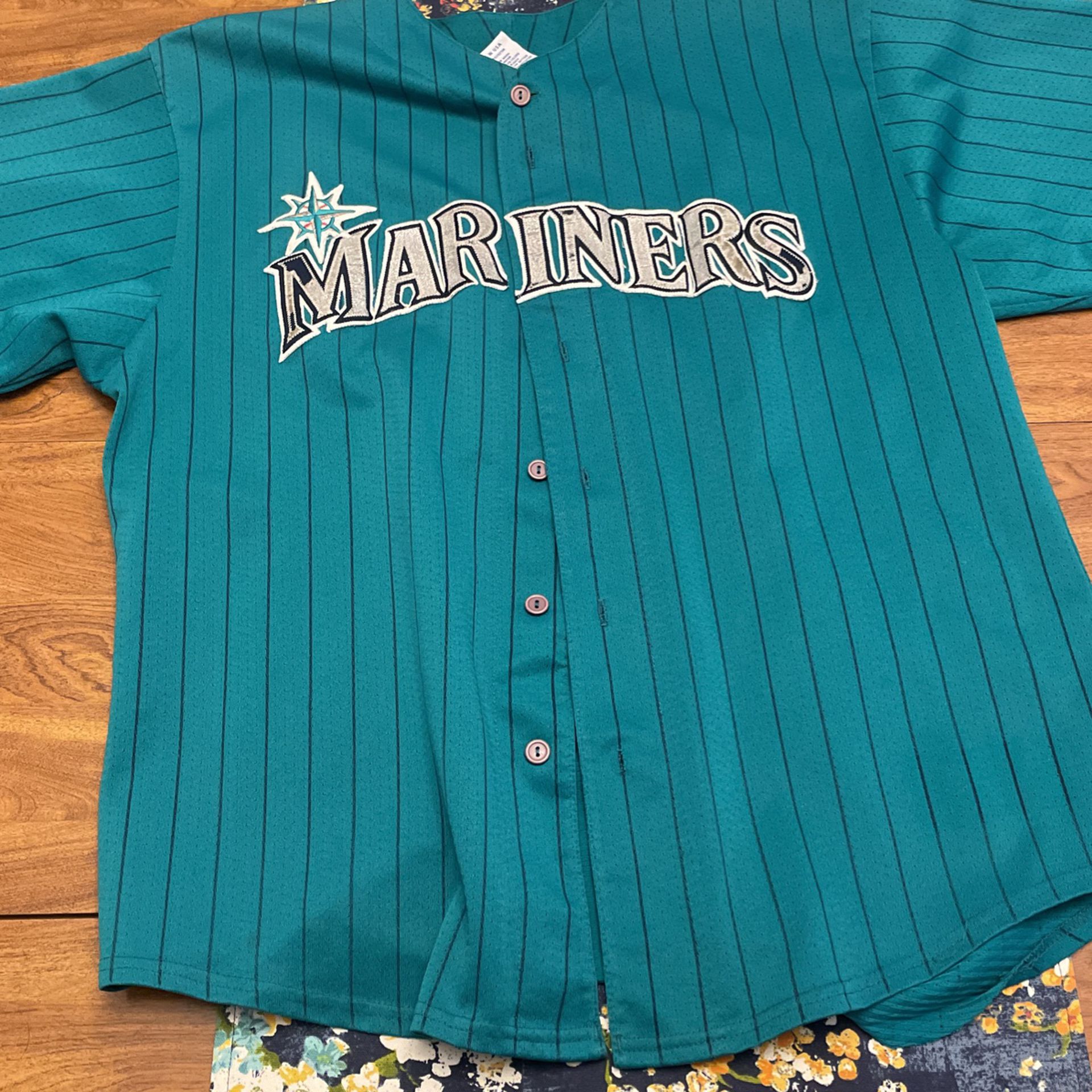 Seattle Mariners Jersey for Sale in Minneapolis, MN - OfferUp