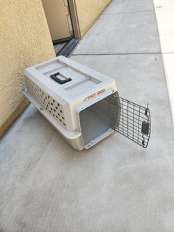 Kennel ( Pet Taxi) Hard Plastic