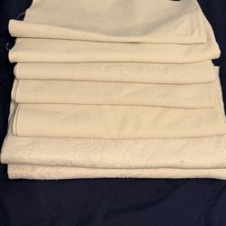 Kids pee pads lot