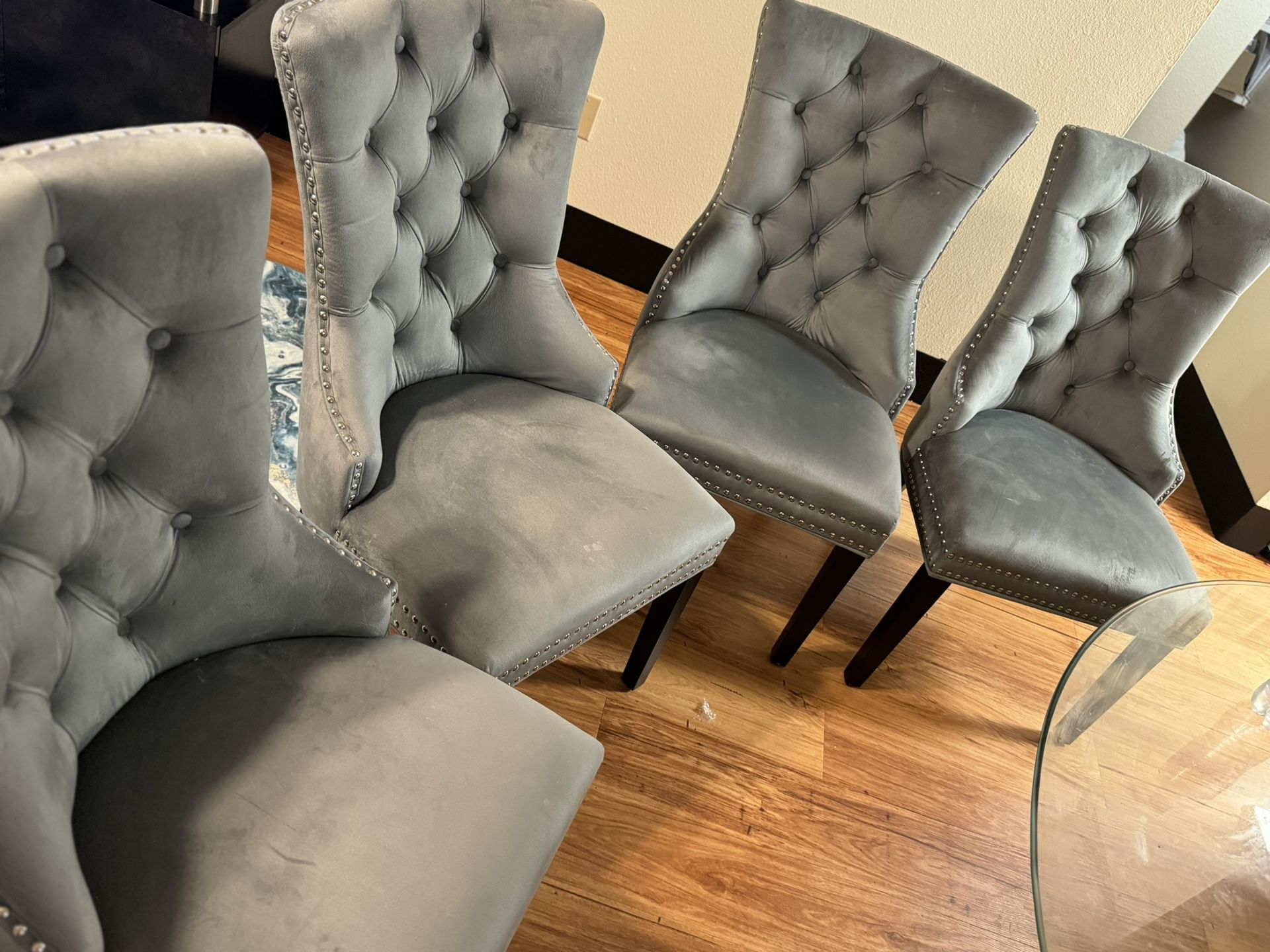 Faux Chairs With Glass Circle Table