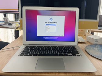 Apple MacBook Air 13inch 2017