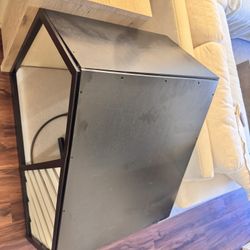 Dog House - medium Size Dogs