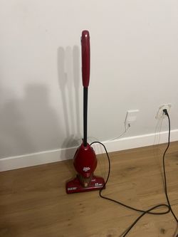 Dirt Devil 12 Amp Upright Vacuum
