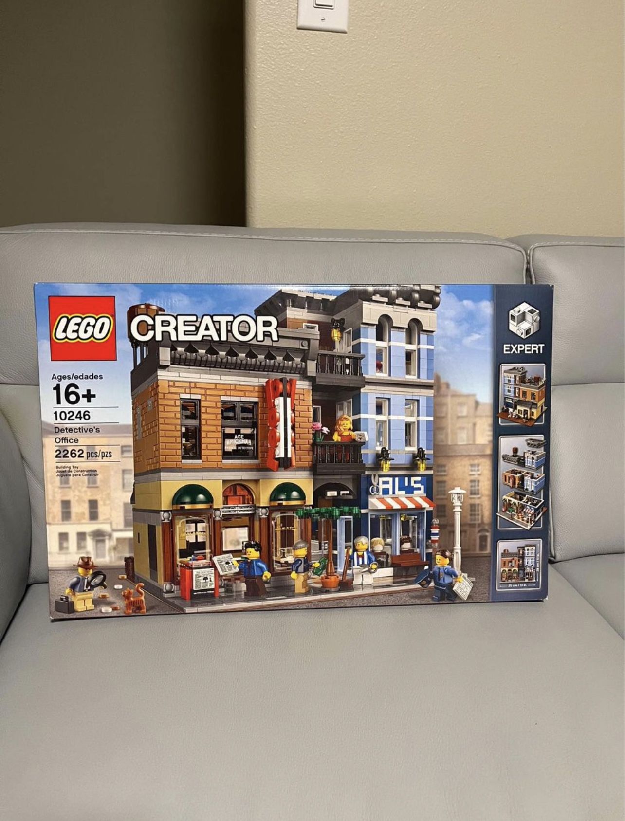 LEGO 10246 detective's office Brand New