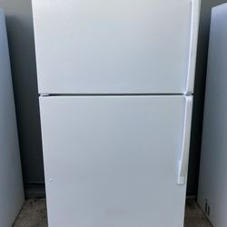 Whirlpool Refrigerator 33W 66H Everything Works Good 1 Month Warranty delivery Available 