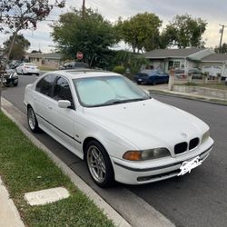 1998 BMW 528i