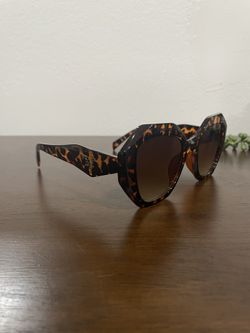PR⭐️D⭐️ Sunglasses 😎 Gafas De Sol