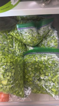 Bolsas de nopales frescos$ 3.50 cada una