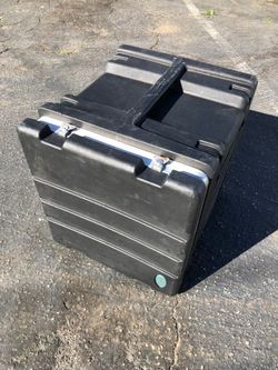 SKB CASE