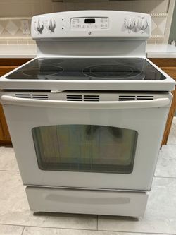 GE electric range