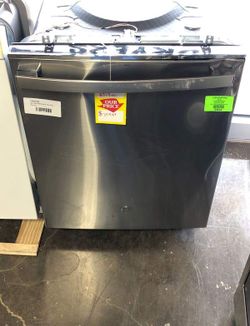 Brand New GE Dishwasher (Model:GDT645SYNFS) Z9