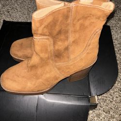 Women’s Boots 
