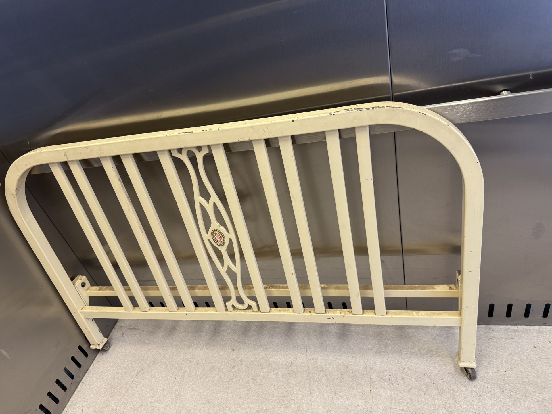 Cool, antique Full bedframe