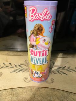 2 Barbie Cutie Reveal Dolls with 10 Surprises