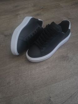 Hugo Boss black and white classic shoe