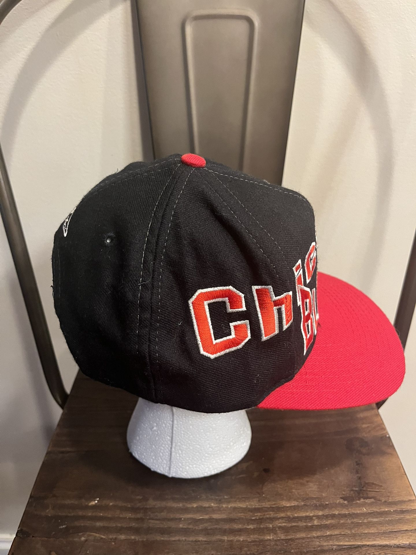 1990's CHICAGO BLACKHAWKS SNAPBACK HAT NHL APEX ONE VINTAGE HOCKEY 
