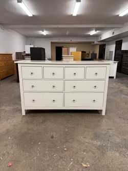 Tons of Storage White 8 Drawer Dresser Chest