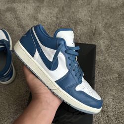 Jordan 1 low industrial blue
