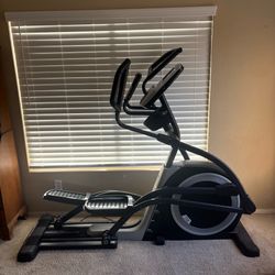 Elliptical - NordicTrack Commercial 14.9